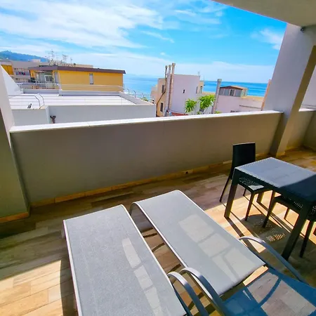 Royal Sea House Apartment *
