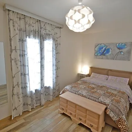 Apartament Royal Sea House *