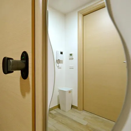 Royal Sea House Apartment *