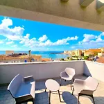 Royal Sea House *