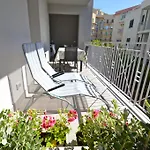 Apartment Royal Sea House