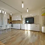 Apartment Royal Sea House *