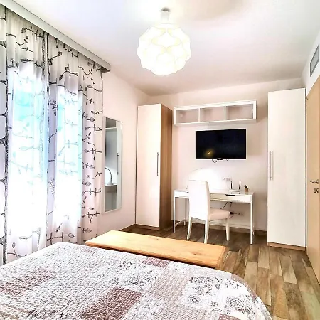 Apartment Royal Sea House *