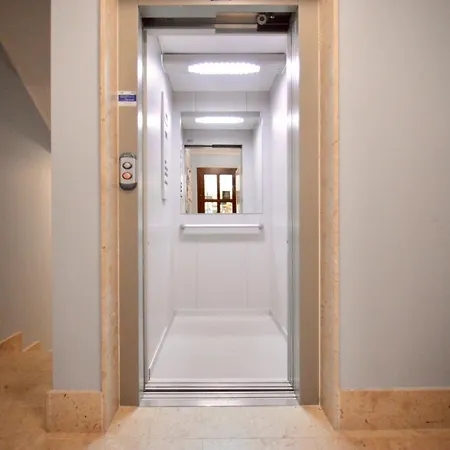 Apartment Royal Sea House *